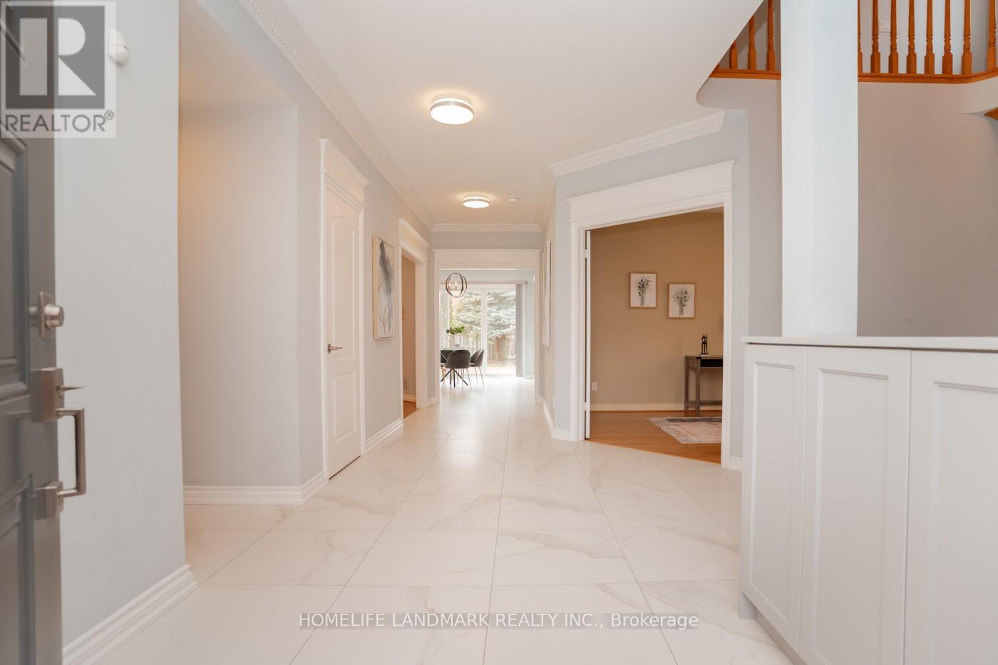 Property at 98 BRAESIDE SQUARE image 3