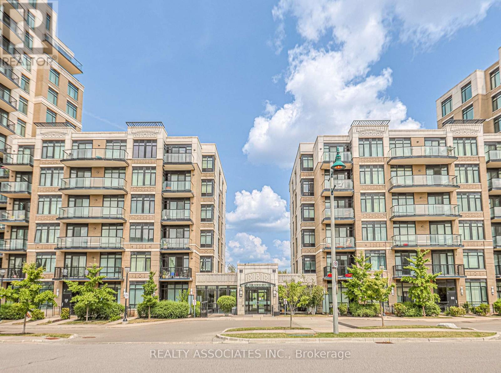 706 - 131 UPPER DUKE CRESCENT, Markham, Ontario
