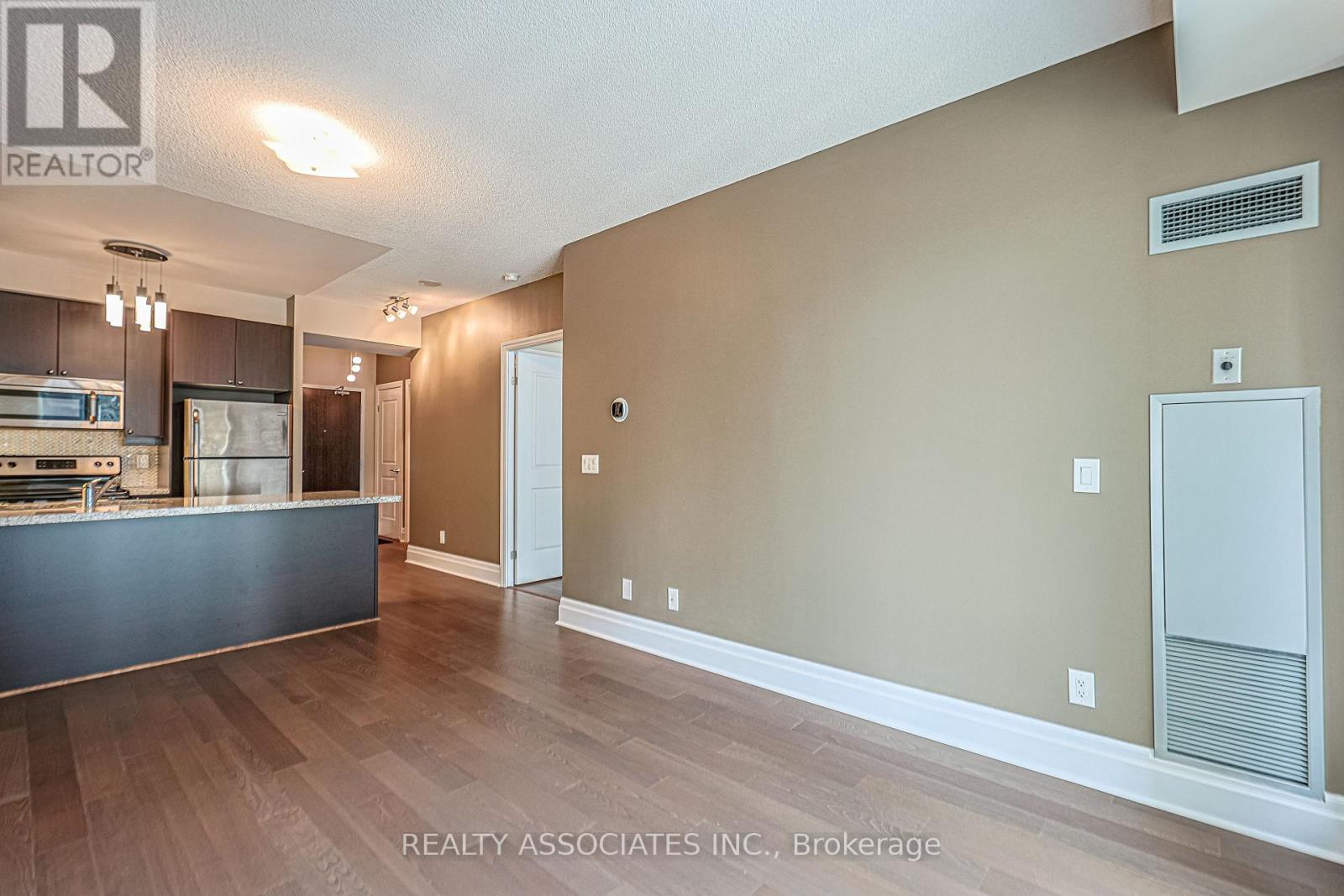 706 - 131 Upper Duke Crescent, Markham, Ontario  L6G 0C9 - Photo 10 - N12084552