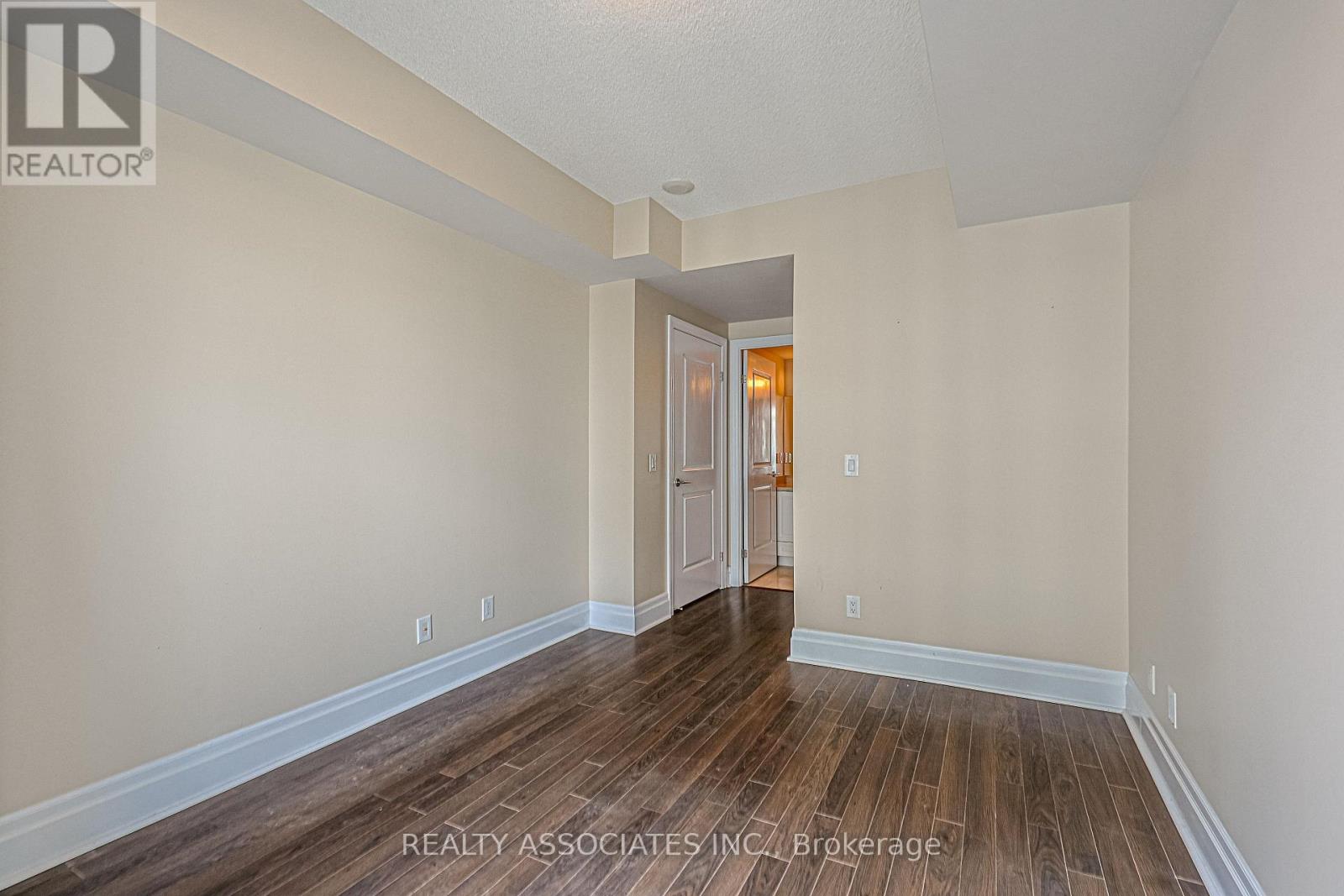 706 - 131 Upper Duke Crescent, Markham, Ontario  L6G 0C9 - Photo 12 - N12084552
