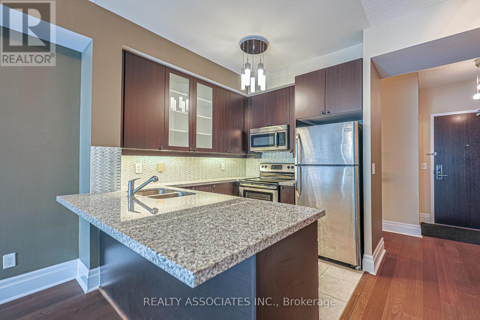 706 - 131 Upper Duke Crescent, Markham, Ontario  L6G 0C9 - Photo 7 - N12084552