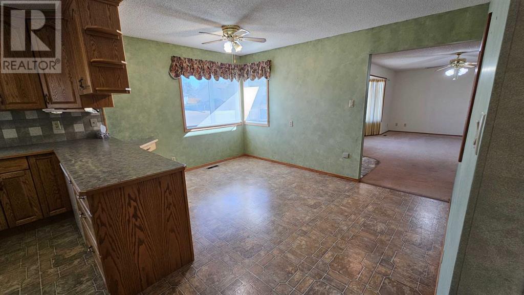 108 1 Avenue Ne, Milk River, Alberta  T0K 1M0 - Photo 5 - A2212045