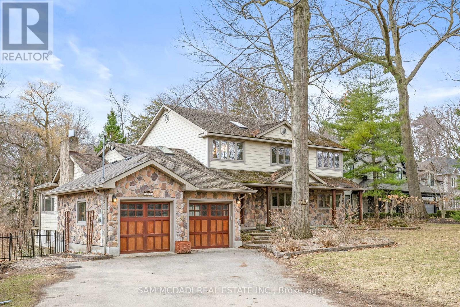 Property at 690 MEADOW WOOD ROAD image 2