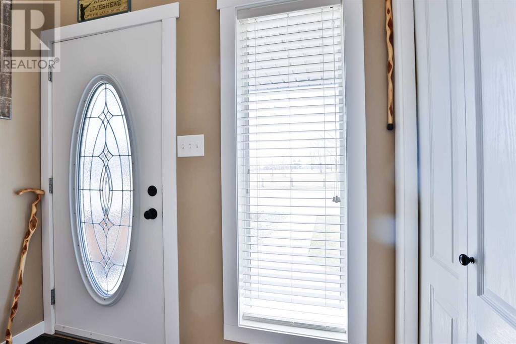 Property at 228 Tartan Circle W image 3