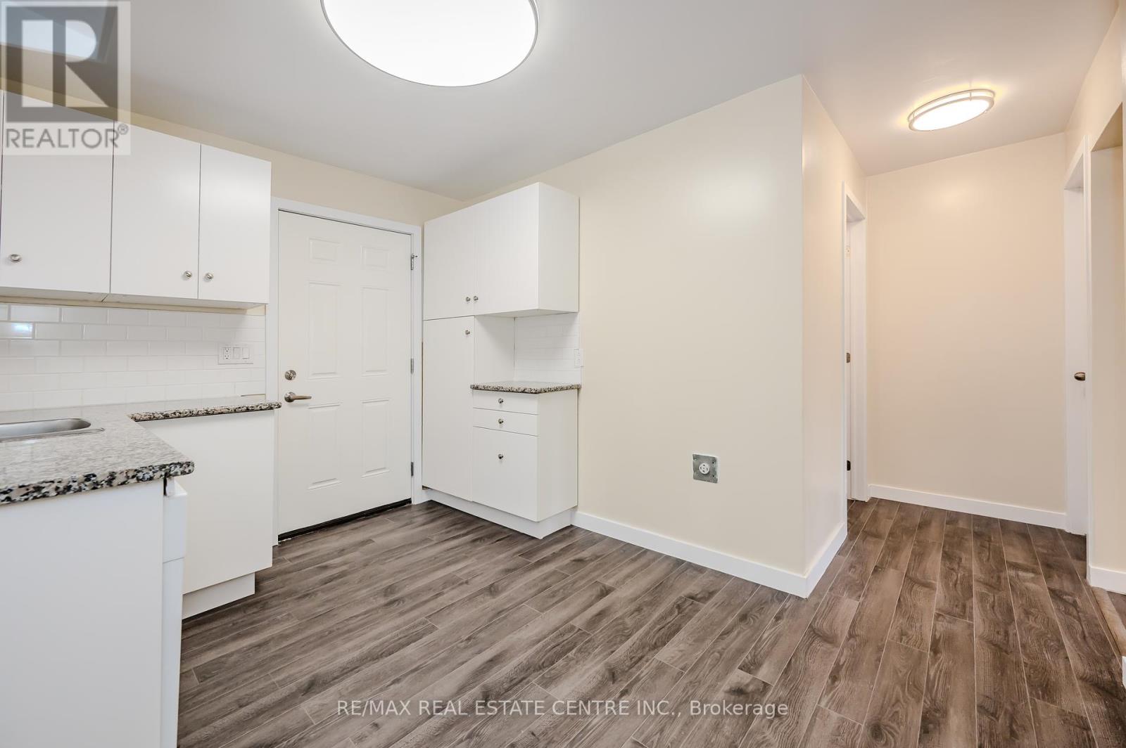 73 Albany Avenue, Hamilton, Ontario  L8H 2H4 - Photo 10 - X12084558