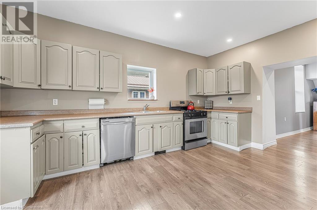 424 Broad Street E, Dunnville, Ontario  N1A 1G5 - Photo 14 - 40717097