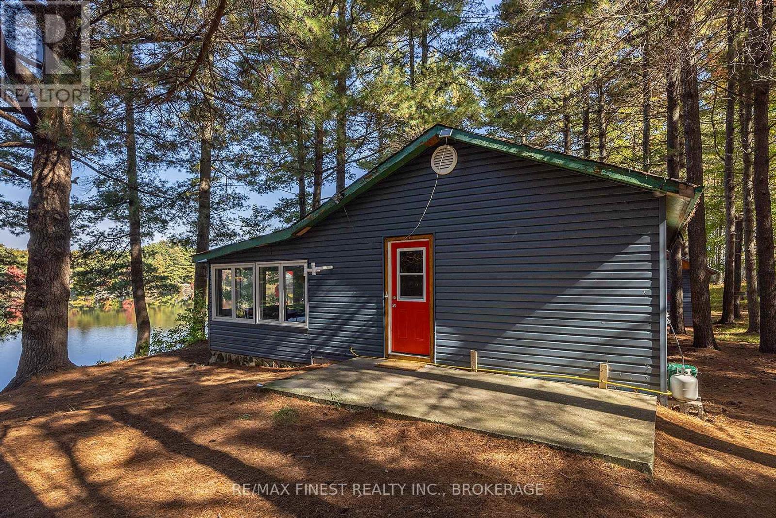 293 Gold Dust Lane, Frontenac (Frontenac South), Ontario  K0H 1W0 - Photo 2 - X12084617