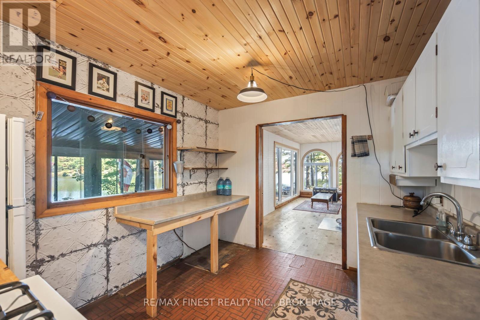 293 Gold Dust Lane, Frontenac (Frontenac South), Ontario  K0H 1W0 - Photo 8 - X12084617