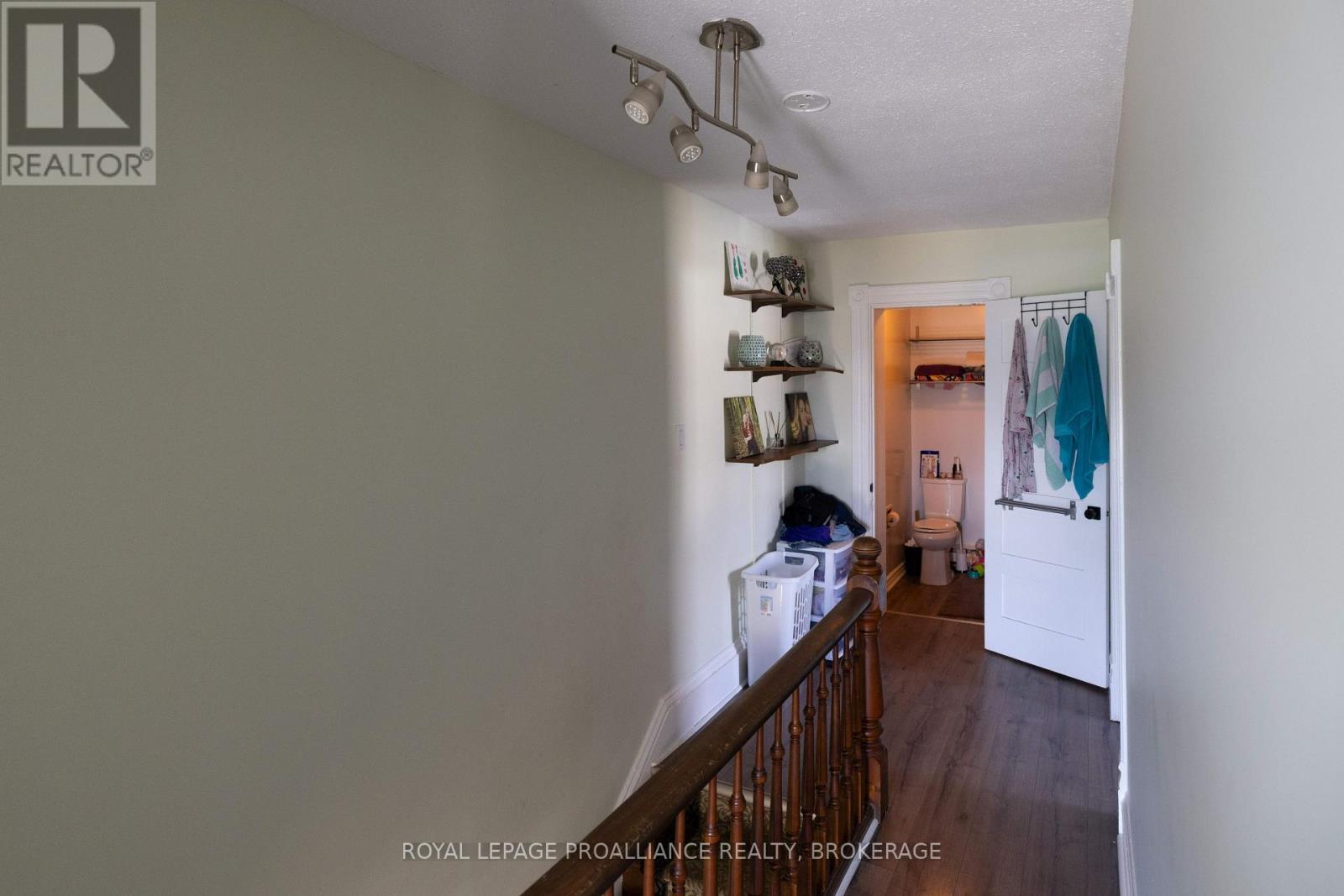24 Perth Street, Rideau Lakes, Ontario  K0G 1V0 - Photo 11 - X12084628