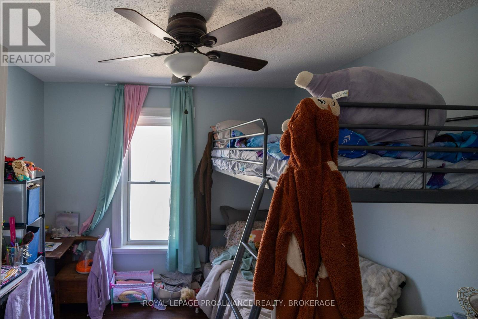 24 Perth Street, Rideau Lakes, Ontario  K0G 1V0 - Photo 12 - X12084628