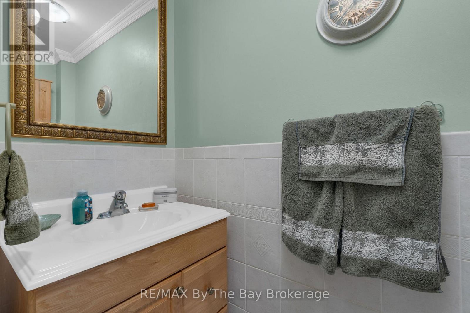 23 Grist Mill Road, East Gwillimbury, Ontario  L9N 1B9 - Photo 17 - N12084658