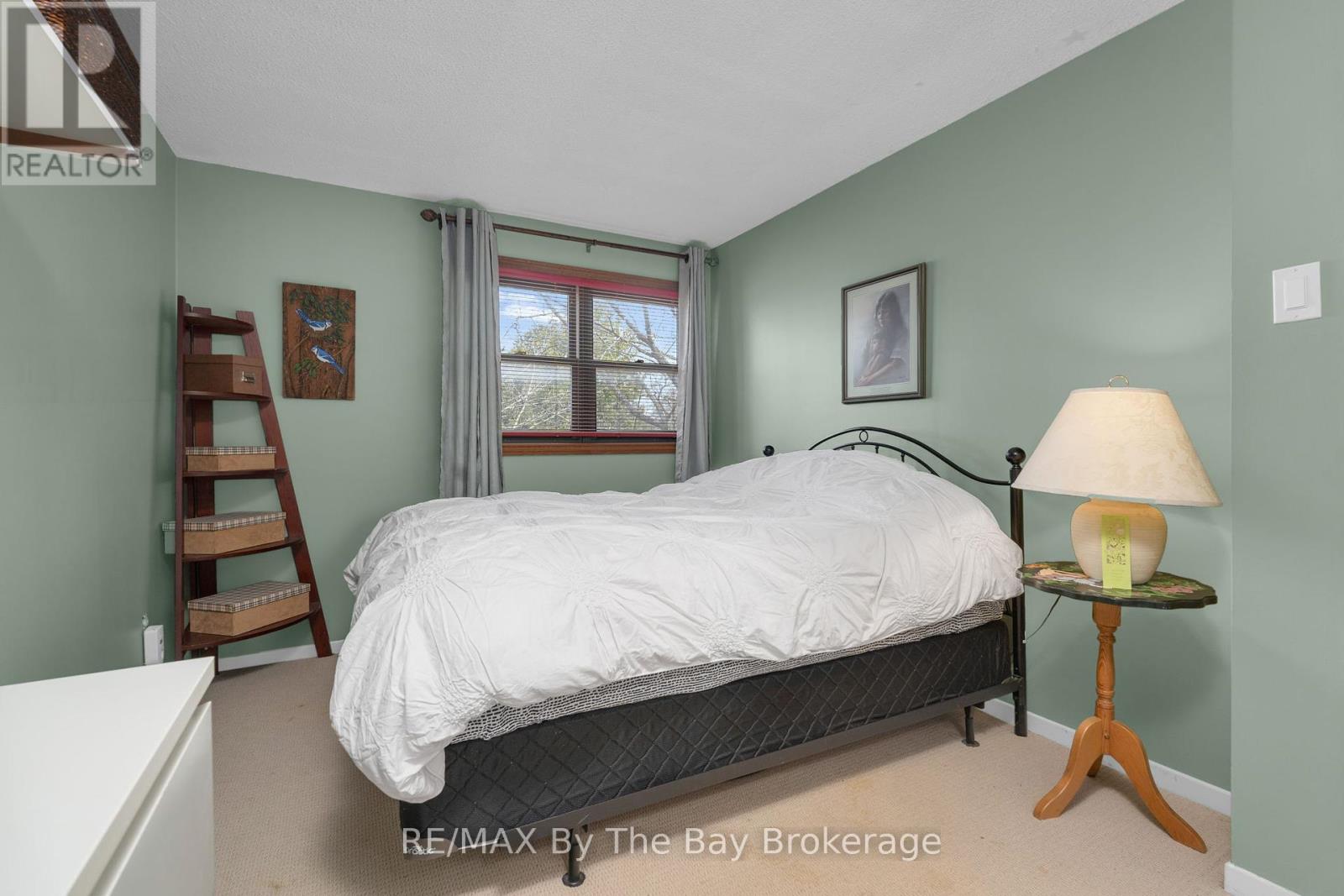 23 Grist Mill Road, East Gwillimbury, Ontario  L9N 1B9 - Photo 9 - N12084658