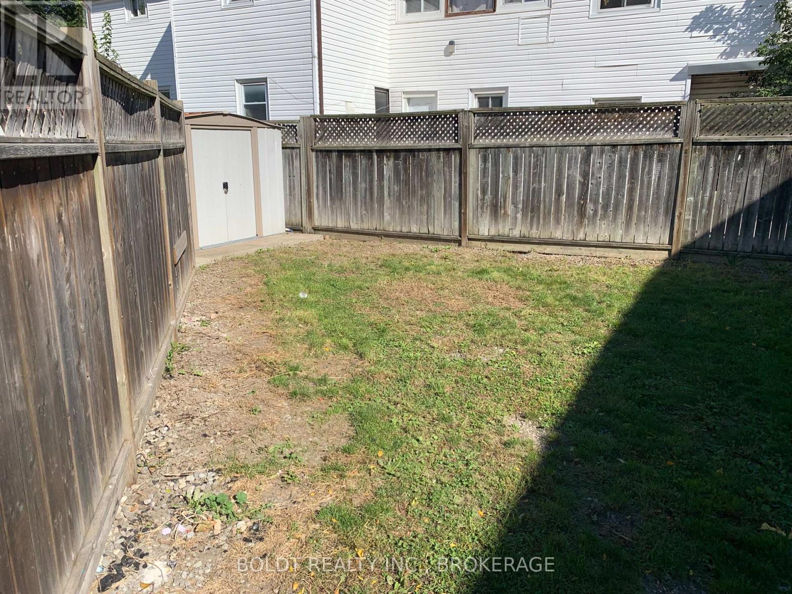 114 Lake Street, St. Catharines, Ontario  L2R 5X8 - Photo 17 - X12084693