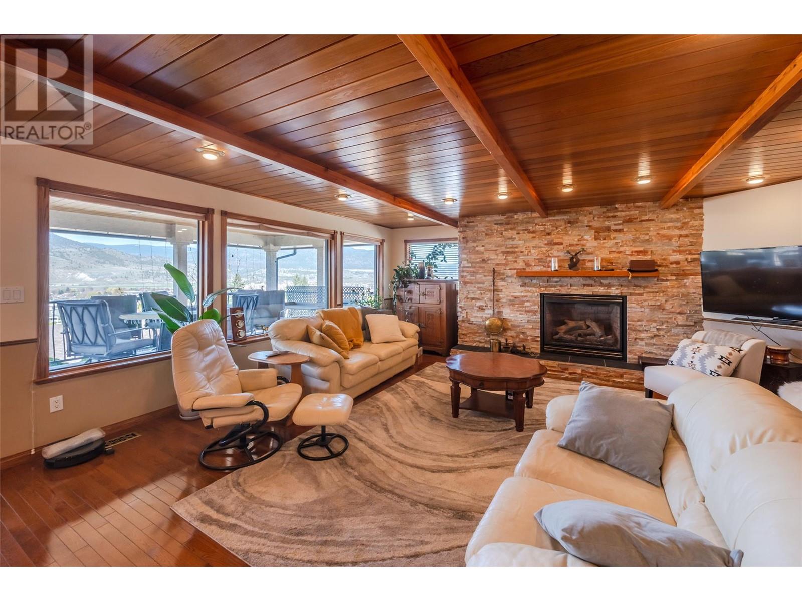 2565 Taber Road, Penticton, British Columbia  V2A 8P2 - Photo 5 - 10343663