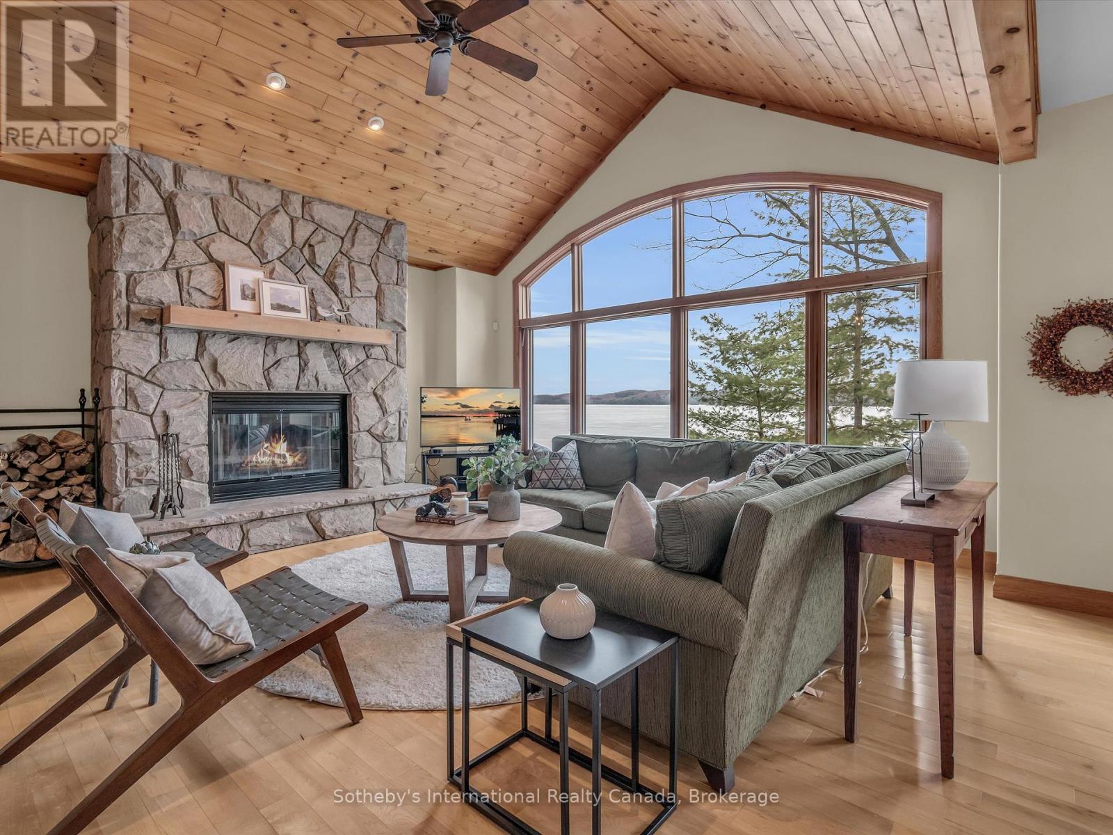 243 Prices Point Road, Lake Of Bays, Ontario  P0B 1A0 - Photo 13 - X12084581