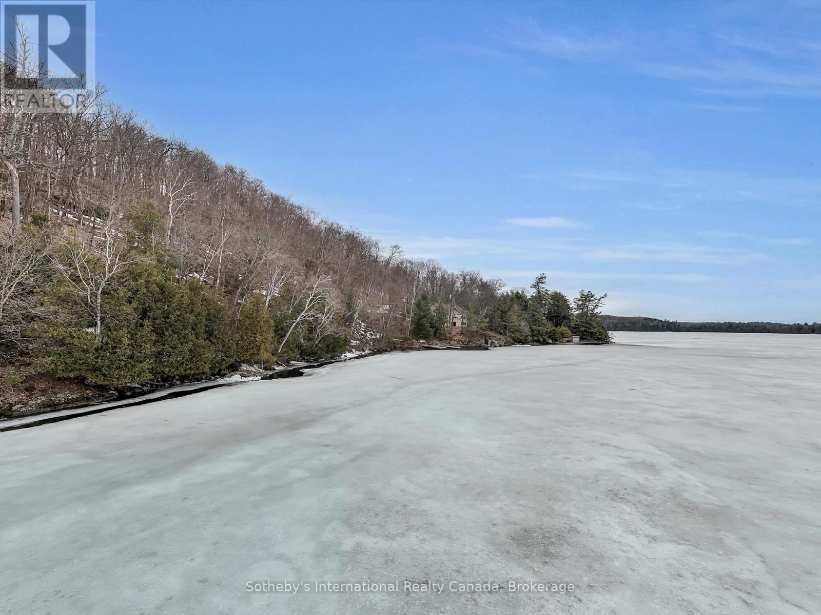243 Prices Point Road, Lake Of Bays, Ontario  P0B 1A0 - Photo 6 - X12084581