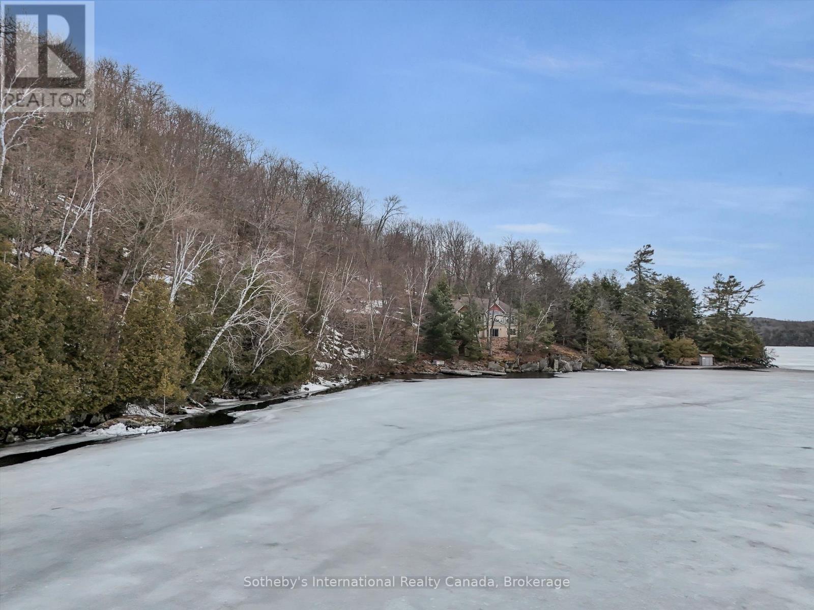 243 Prices Point Road, Lake Of Bays, Ontario  P0B 1A0 - Photo 7 - X12084581