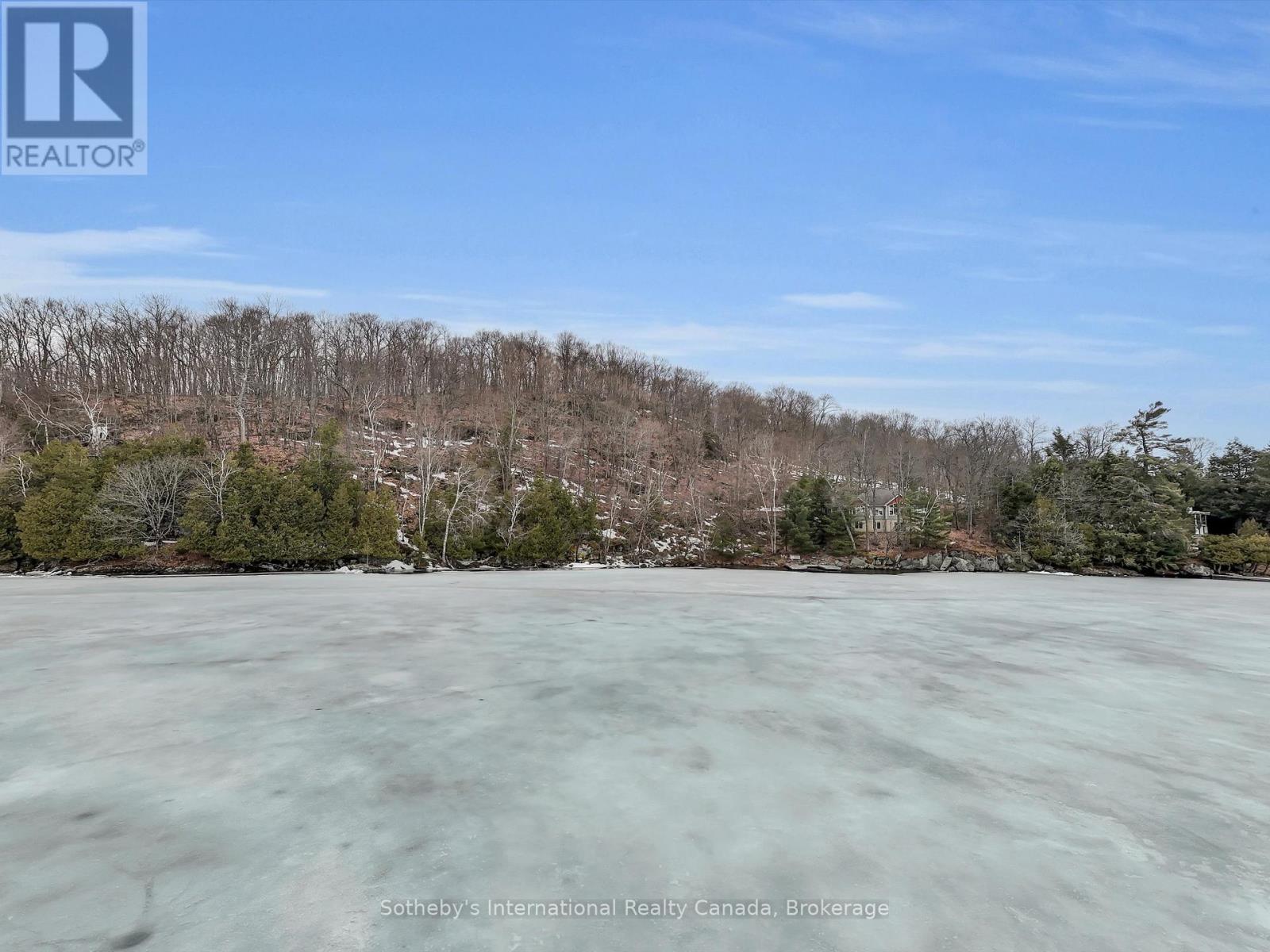 243 Prices Point Road, Lake Of Bays, Ontario  P0B 1A0 - Photo 8 - X12084581