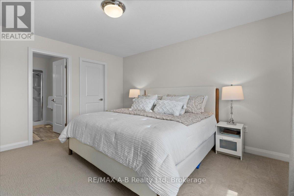 98 Rowe Avenue, South Huron, Ontario  N0M 1S1 - Photo 19 - X12084657