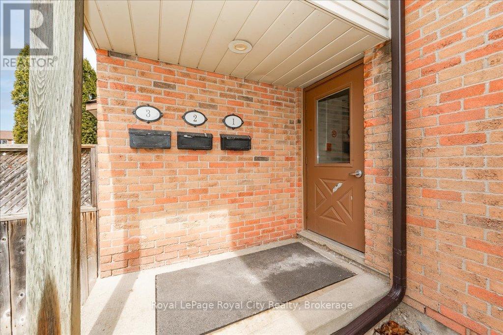 Property at 2 - 40 SILVERCREEK PARKWAY N image 3
