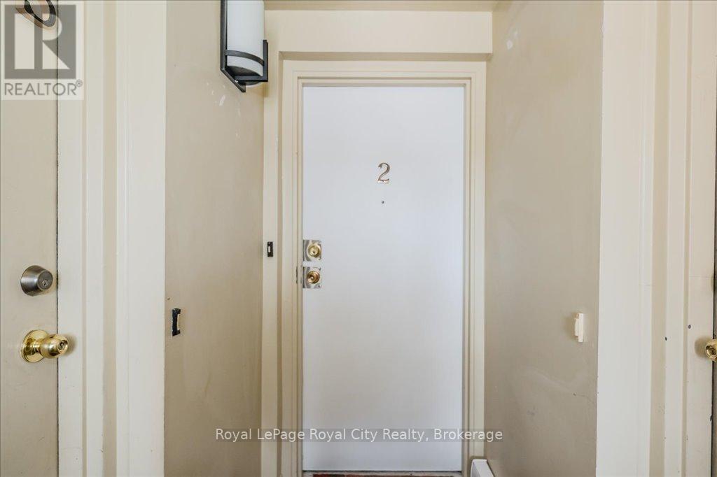 Property at 2 - 40 SILVERCREEK PARKWAY N image 4