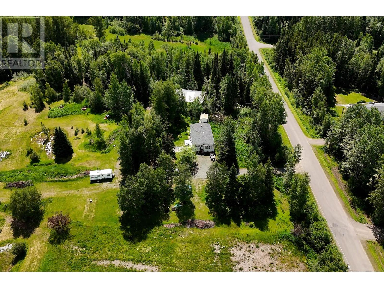 9340 Austgarden Road, Ness Lake, British Columbia  V2K 5M1 - Photo 2 - C8068448
