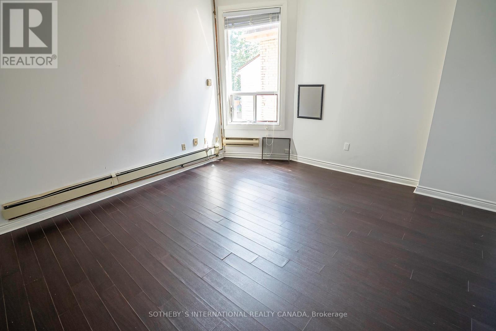 4 - 101 Spadina Road, Toronto, Ontario  M5R 2T1 - Photo 8 - C12084583