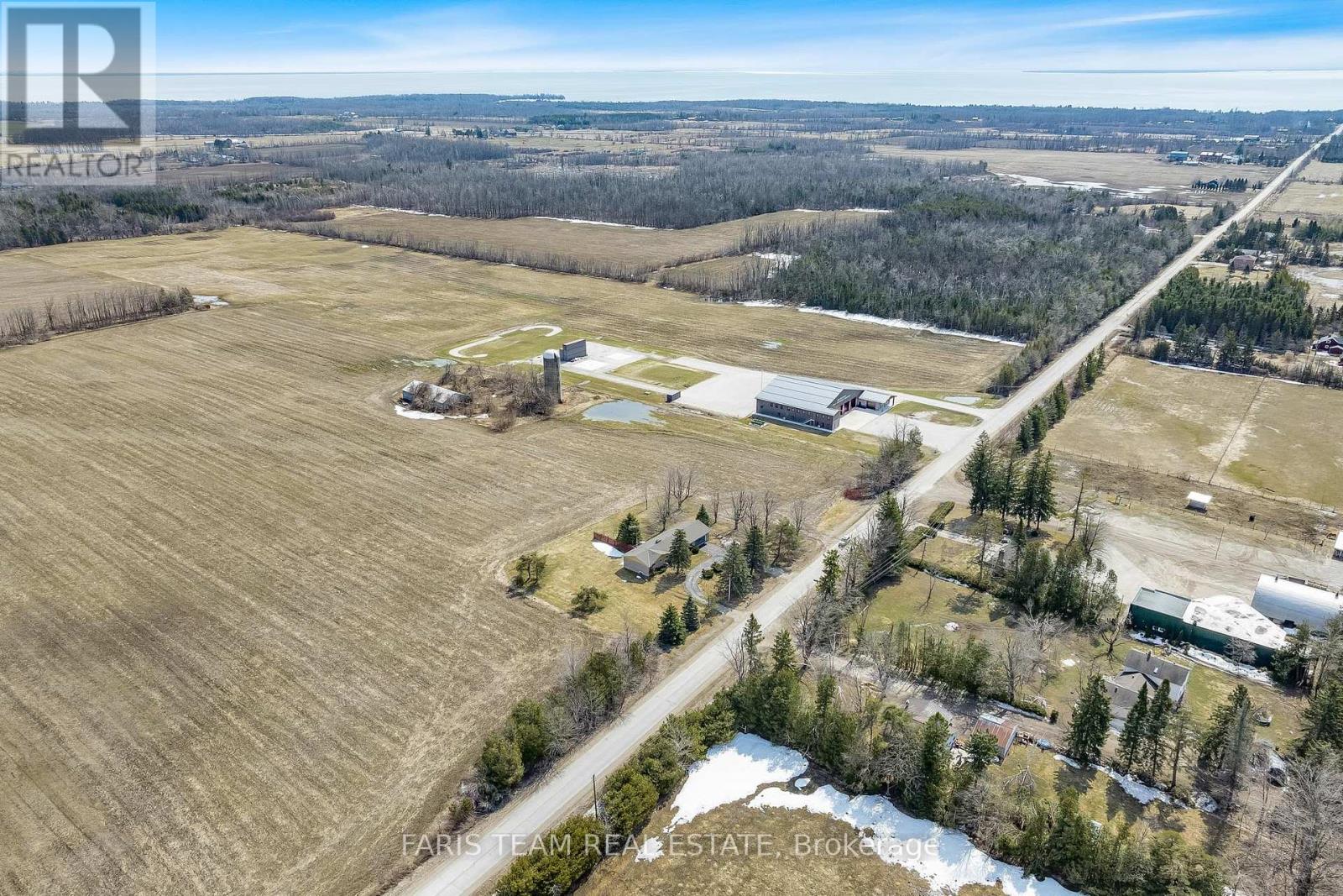 547 Line 11 N, Oro-Medonte, Ontario  L3V 0H5 - Photo 2 - S12084569