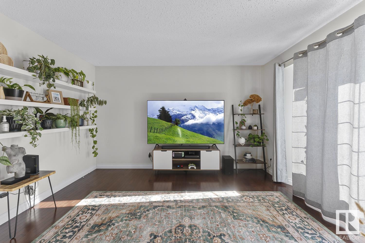 Property at 4716 62 AV image 5
