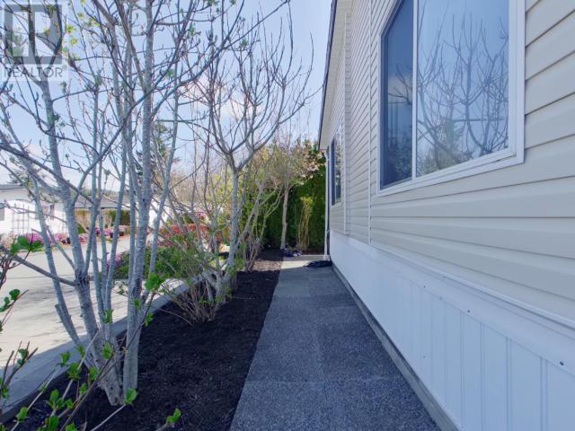 Property at 24-8442 SPRINGBROOK ROAD image 3