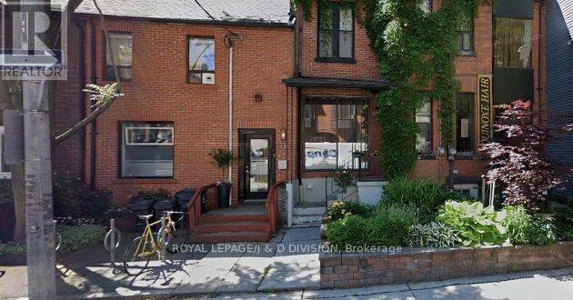 2ND FLOOR - 11 IRWIN AVENUE, Toronto, Ontario