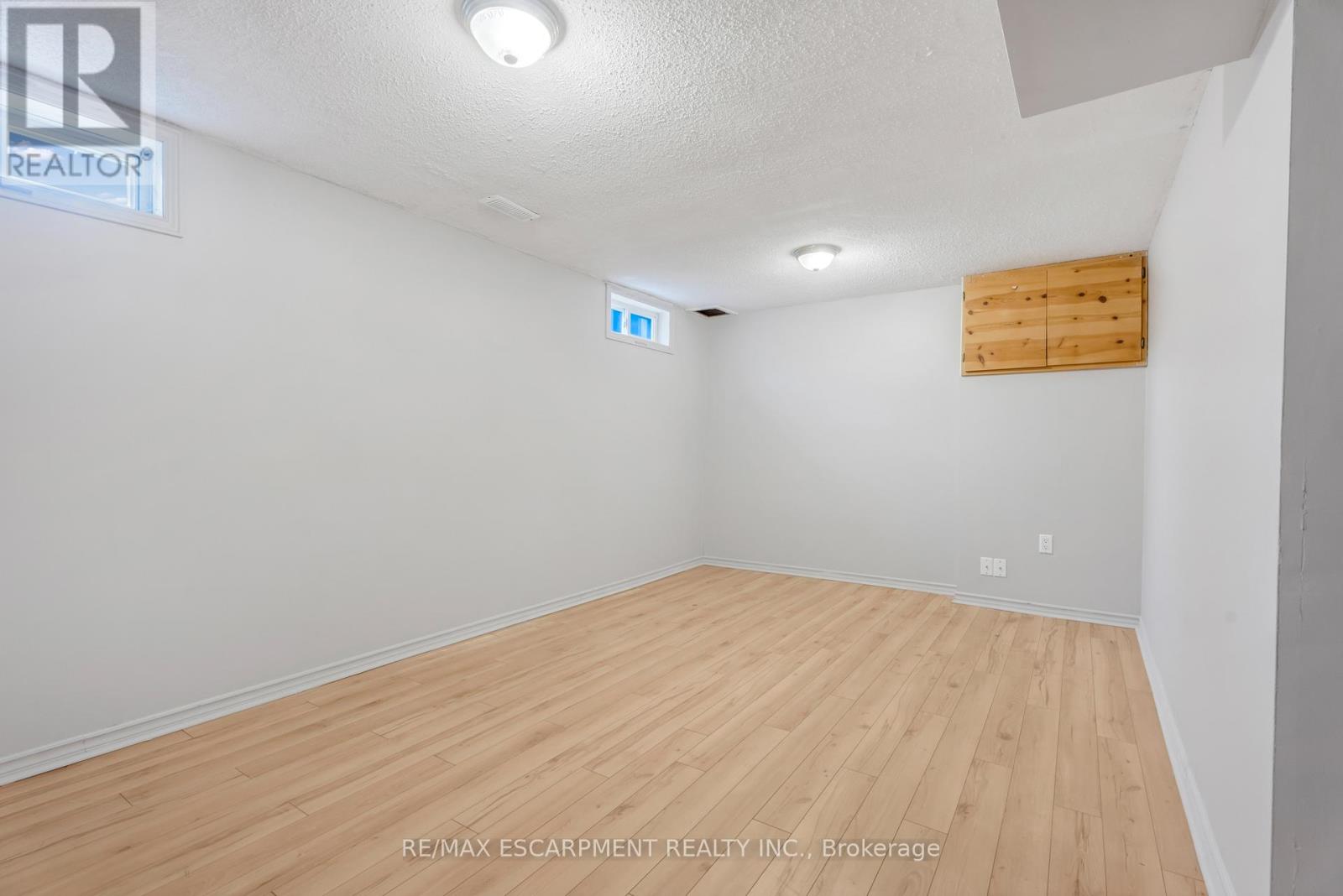 33 - 1301 Upper Gage Avenue, Hamilton, Ontario  L8W 1E5 - Photo 22 - X12055174