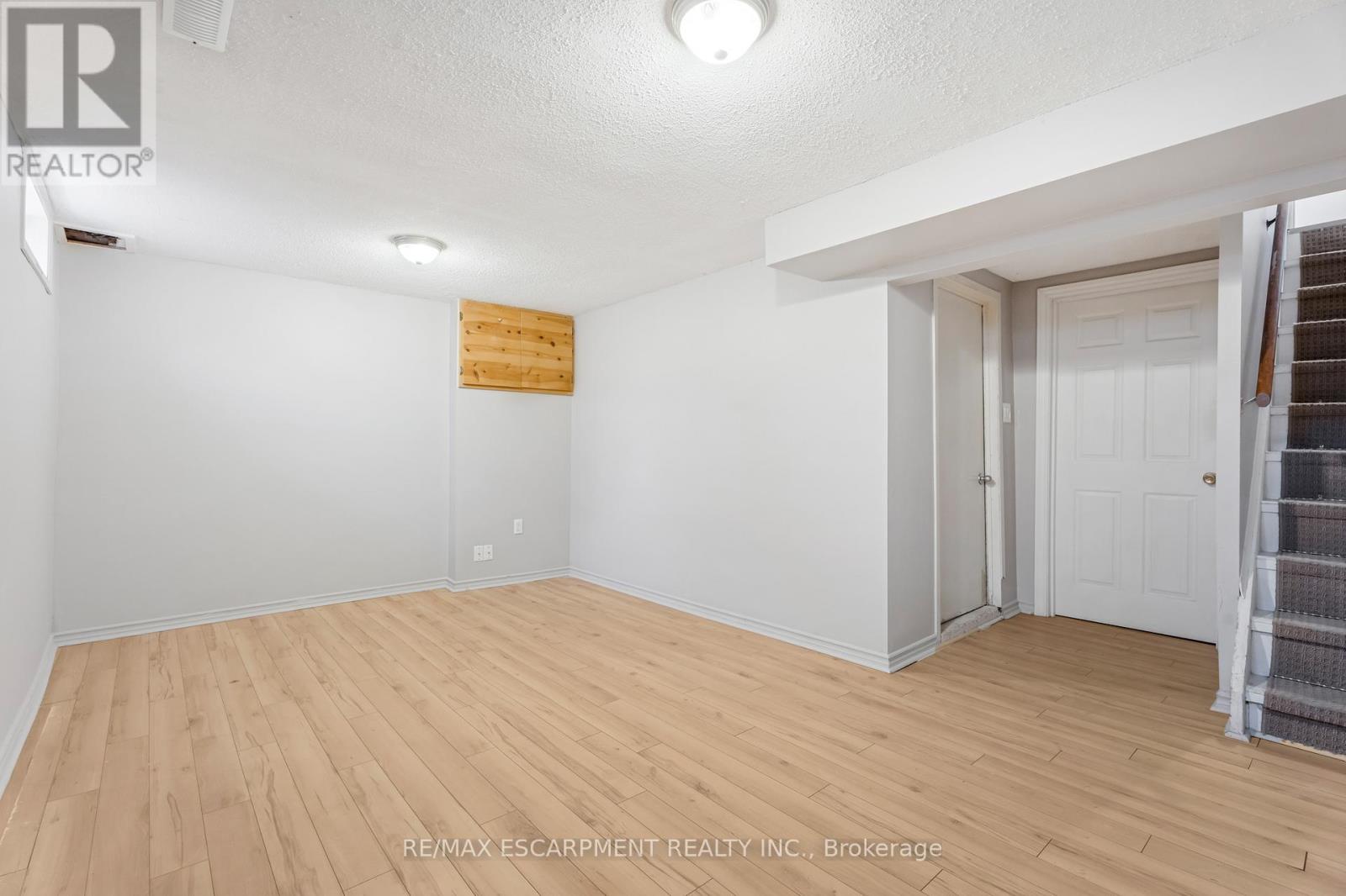 33 - 1301 Upper Gage Avenue, Hamilton, Ontario  L8W 1E5 - Photo 23 - X12055174