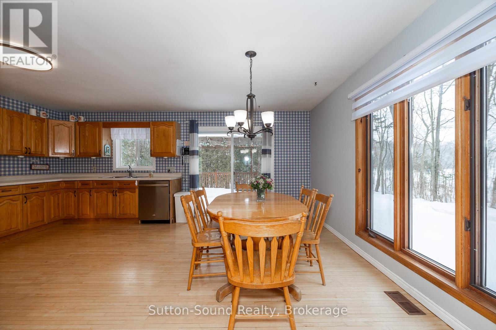 157527 6 Concession, Georgian Bluffs, Ontario  N4K 5N5 - Photo 16 - X12006766