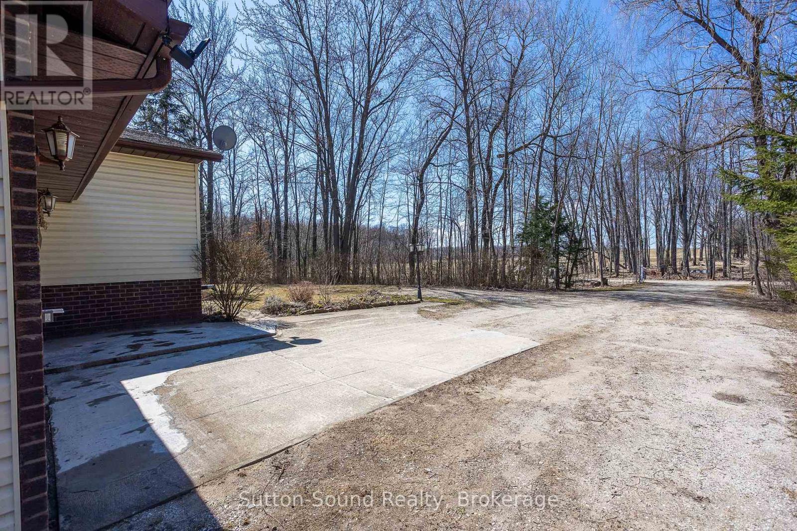 157527 6 Concession, Georgian Bluffs, Ontario  N4K 5N5 - Photo 5 - X12006766
