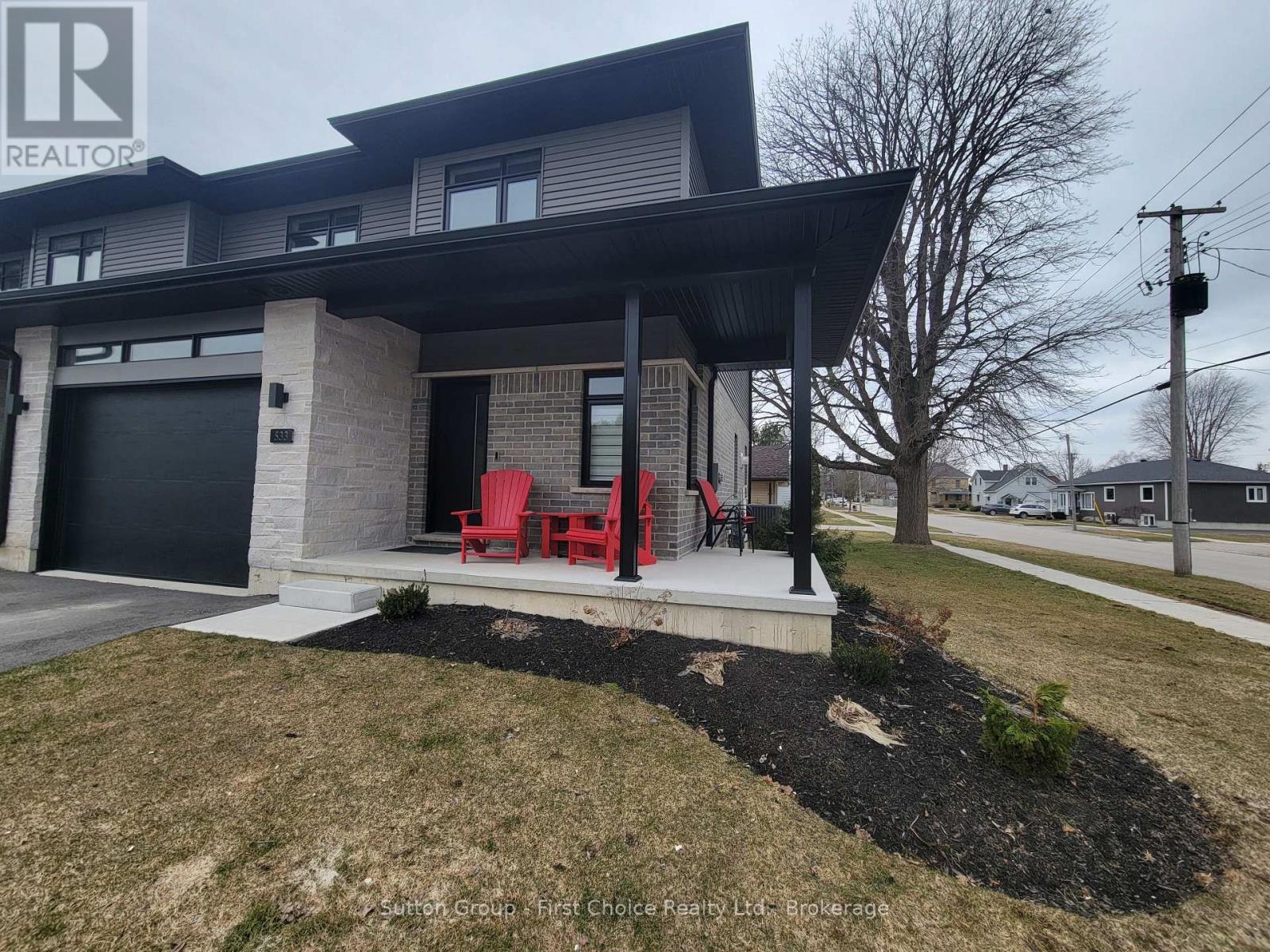 533 Albert Street, South Huron, Ontario  N0M 1S1 - Photo 2 - X12084524