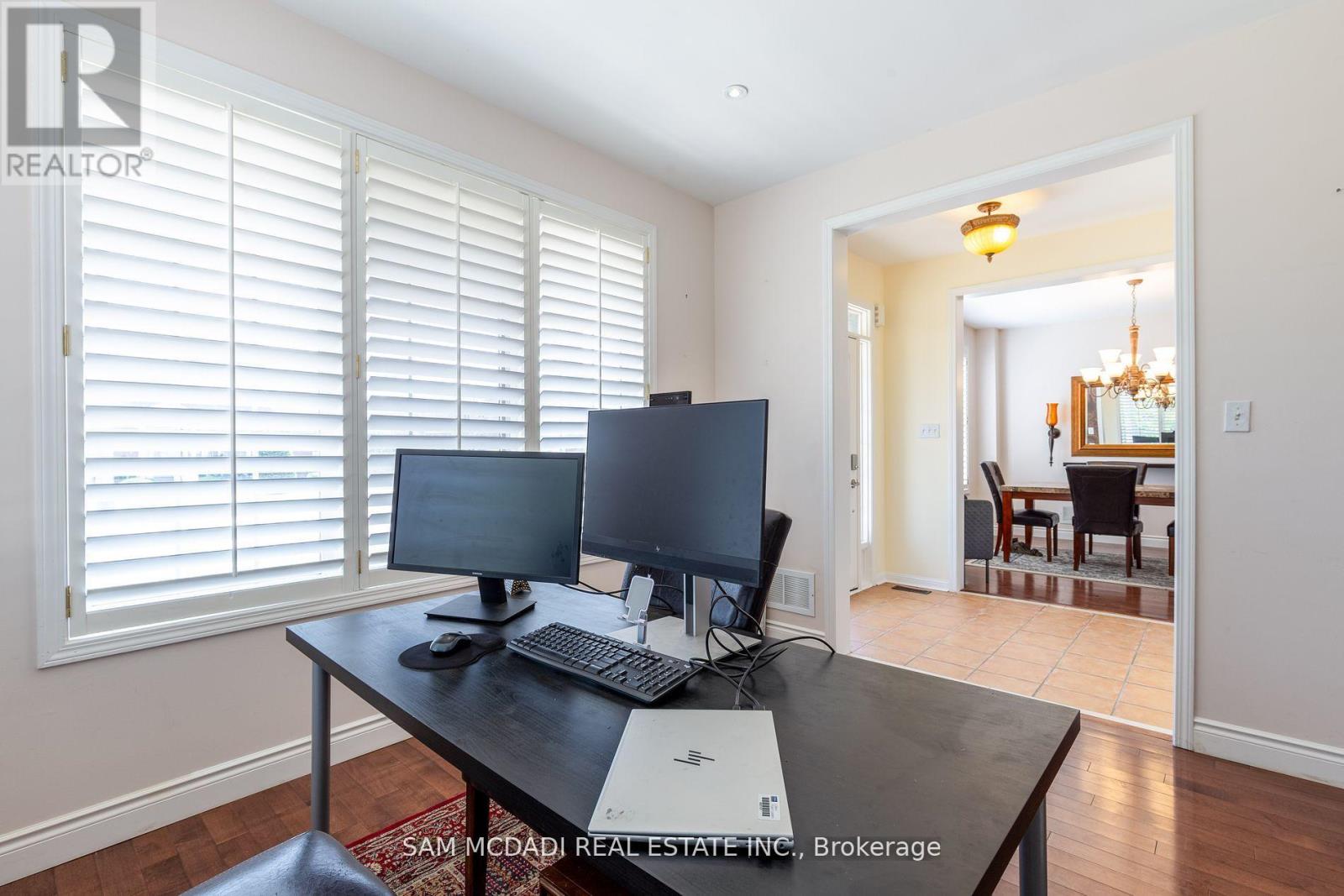 3855 Thomas Street, Mississauga, Ontario  L5M 7A6 - Photo 17 - W12084629