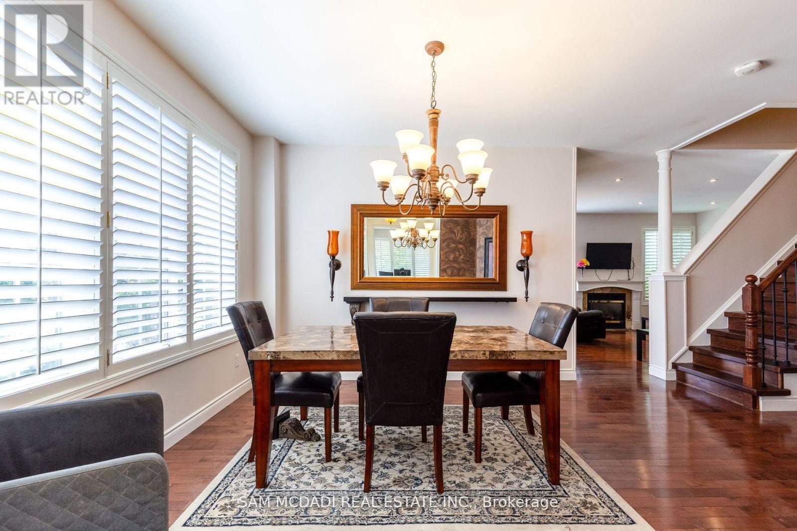 3855 Thomas Street, Mississauga, Ontario  L5M 7A6 - Photo 19 - W12084629