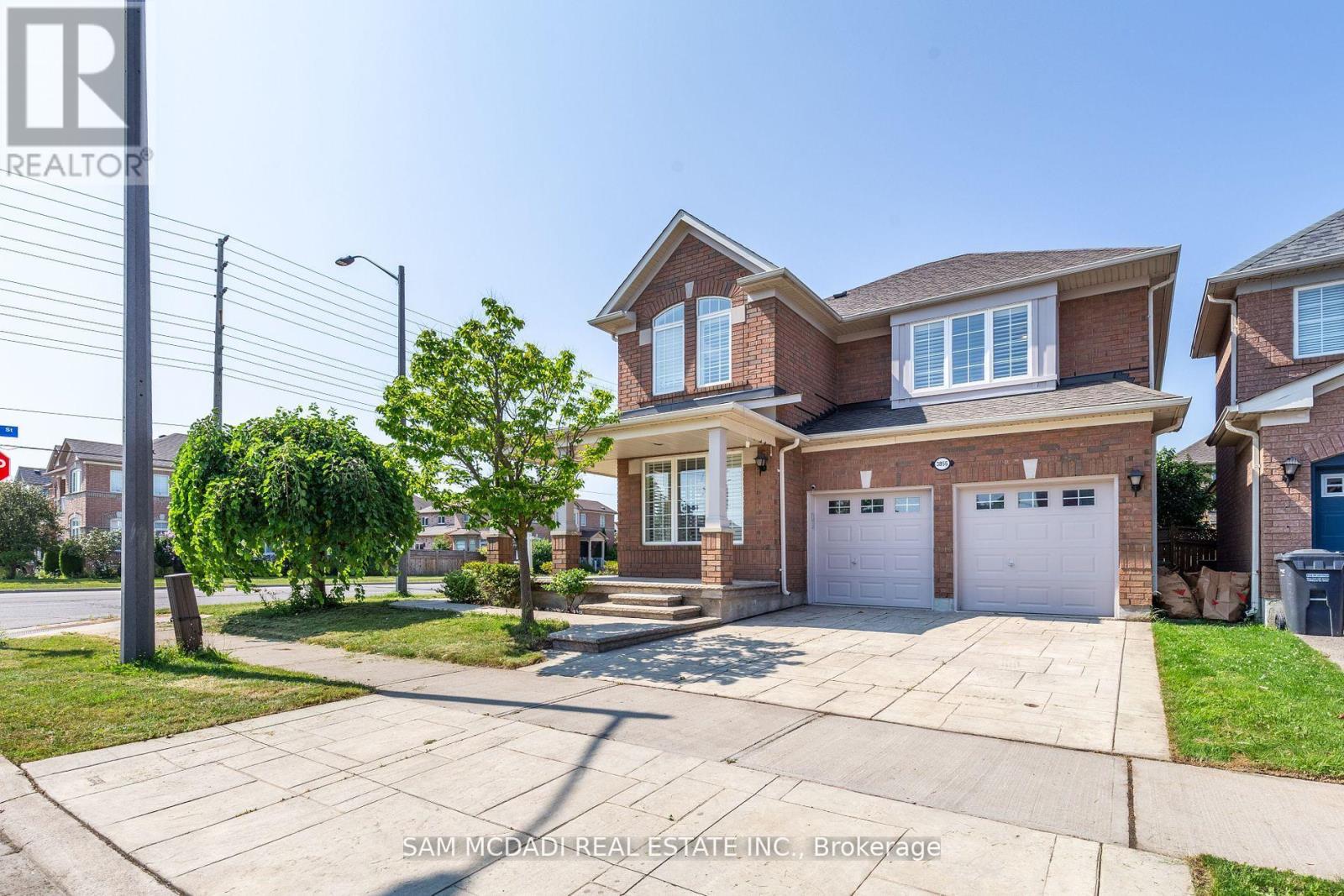 3855 Thomas Street, Mississauga, Ontario  L5M 7A6 - Photo 2 - W12084629