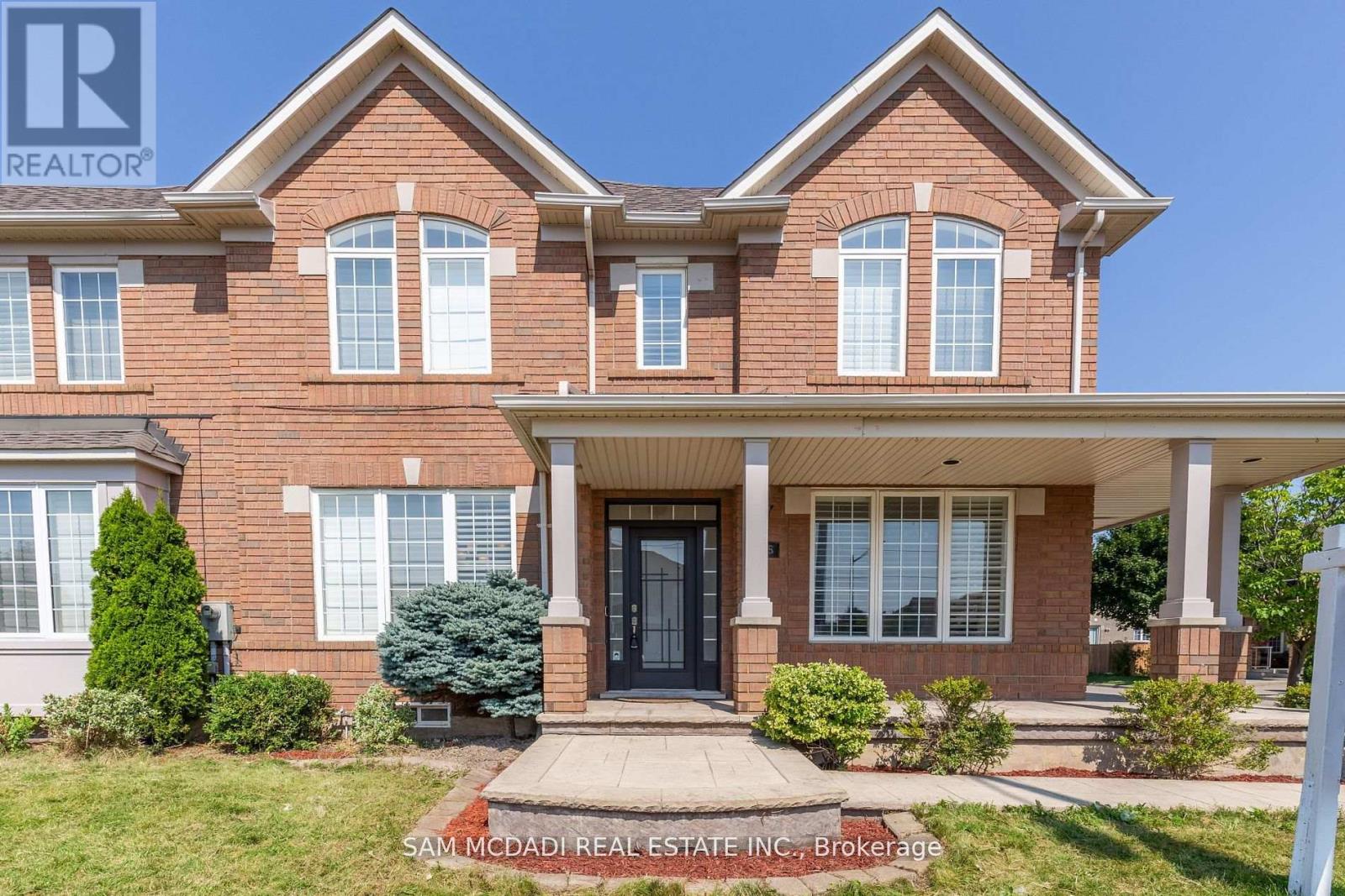 3855 Thomas Street, Mississauga, Ontario  L5M 7A6 - Photo 3 - W12084629