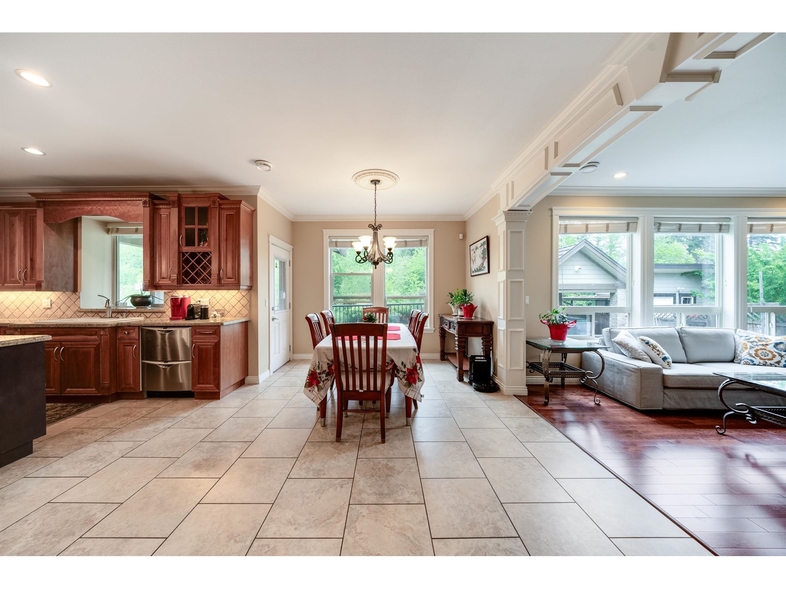 16711 92a Avenue, Surrey, British Columbia  V4N 0C7 - Photo 12 - R2990720