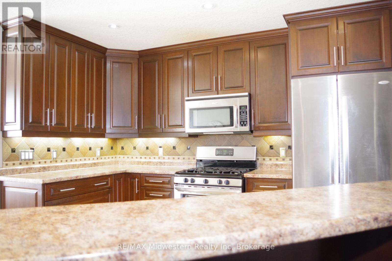 161 Brock Street, West Perth, Ontario  N0K 1P0 - Photo 17 - X12062048