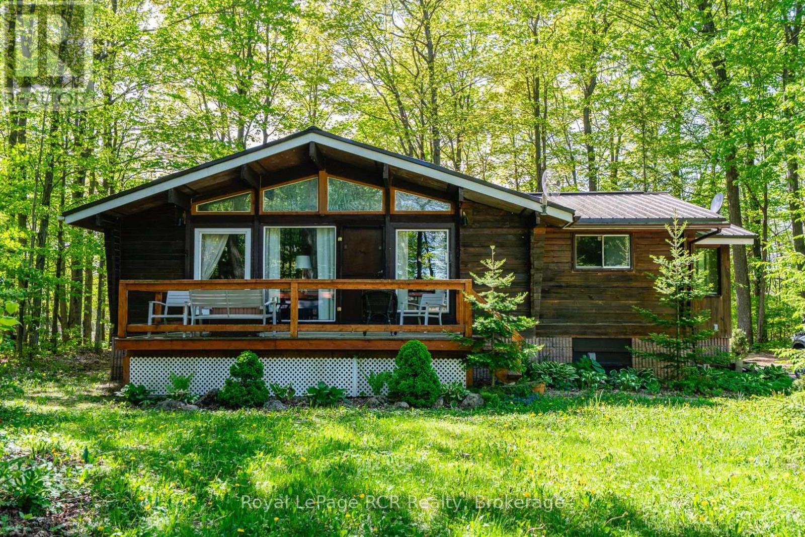 117 Mccullough Lake Drive, Chatsworth, Ontario  N0H 2V0 - Photo 5 - X12084771