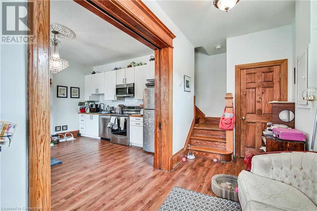 Property at 54 WEST Avenue N image 3