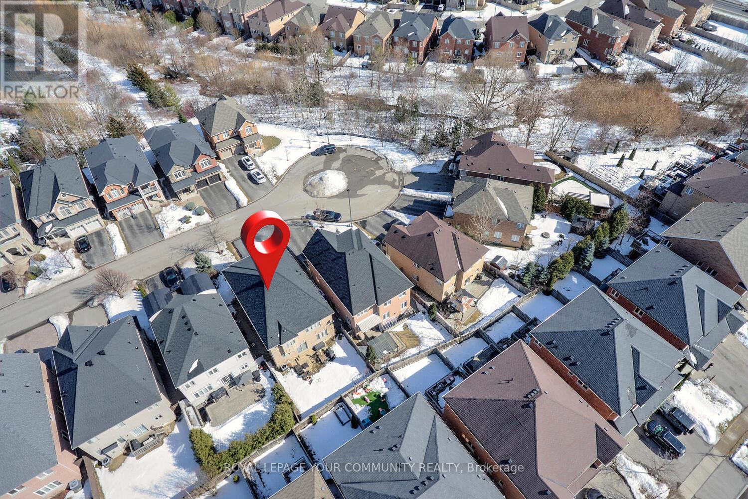 Property at 24 ROCK ELM COURT image 2