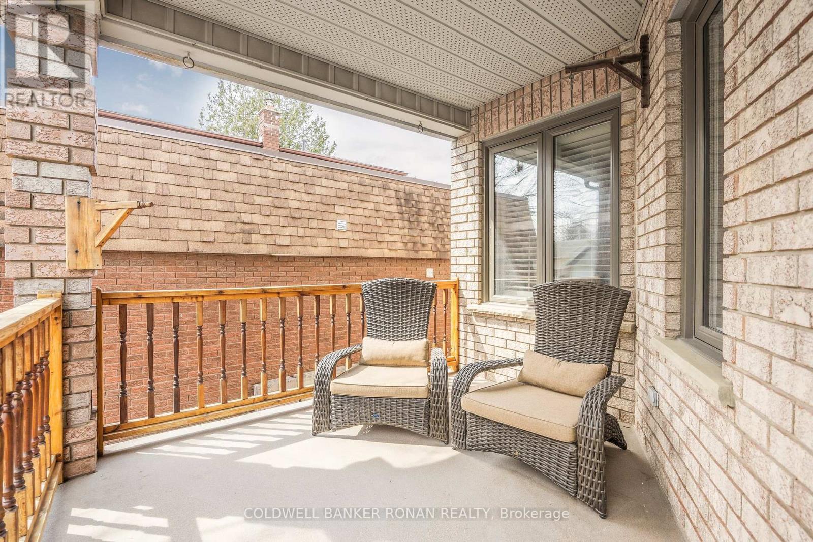 Property at 14 ALBERT STREET E image 5