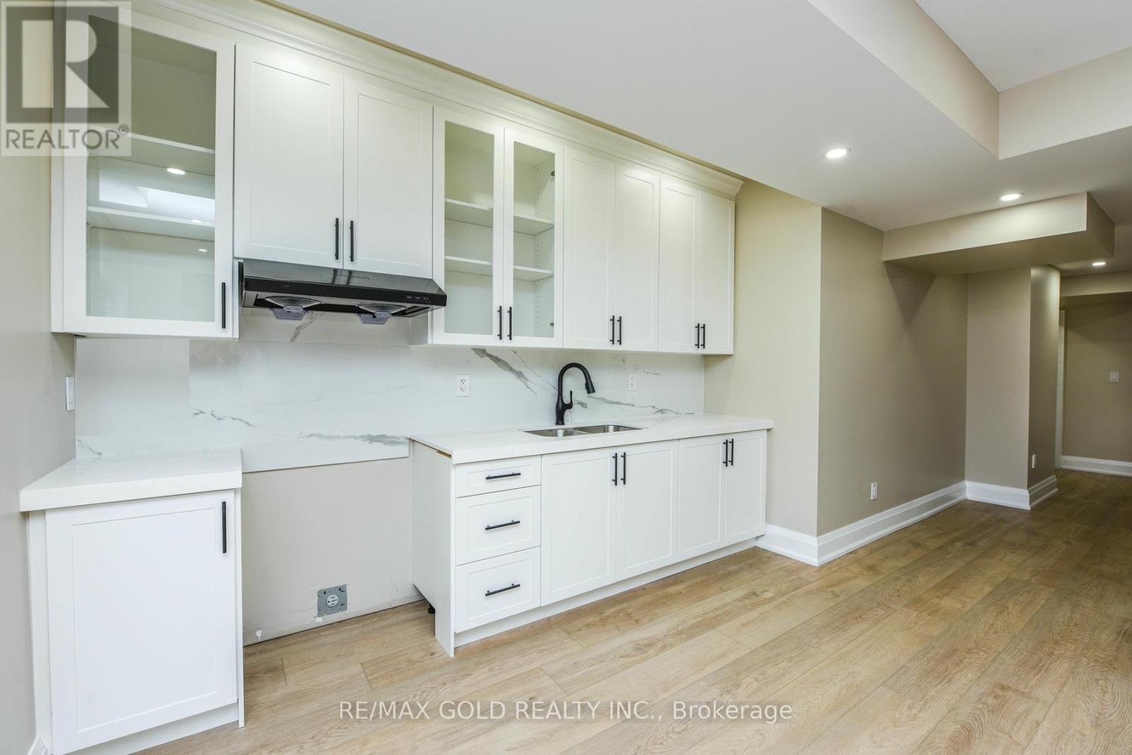 15a Marion Street, Caledon, Ontario  L7C 1K8 - Photo 44 - W12084760