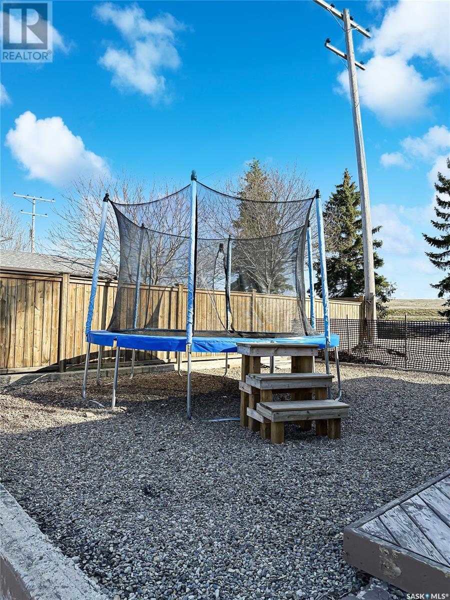 60 Aitken Place, Swift Current, Saskatchewan  S9H 4H4 - Photo 30 - SK002749