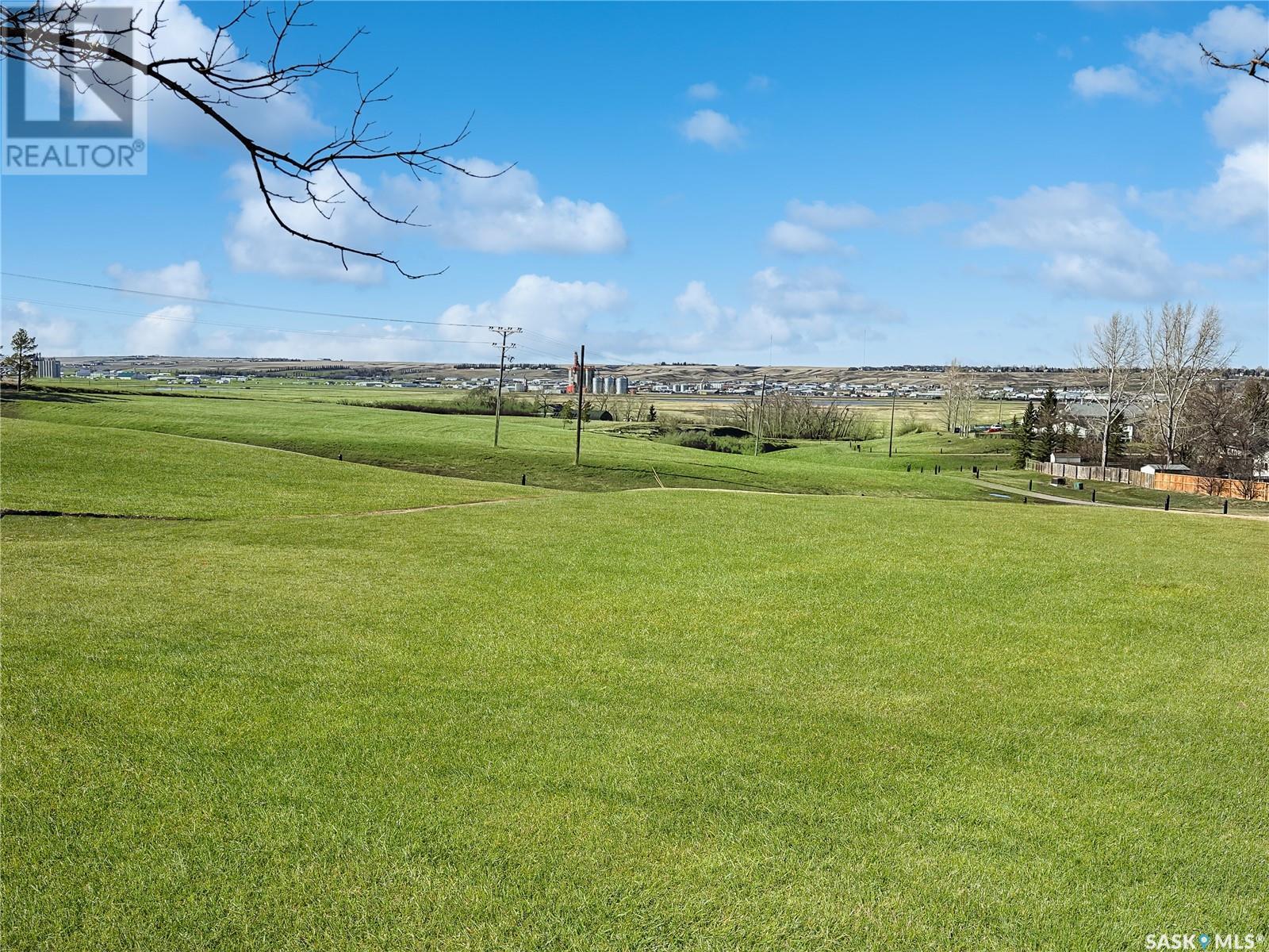 60 Aitken Place, Swift Current, Saskatchewan  S9H 4H4 - Photo 36 - SK002749