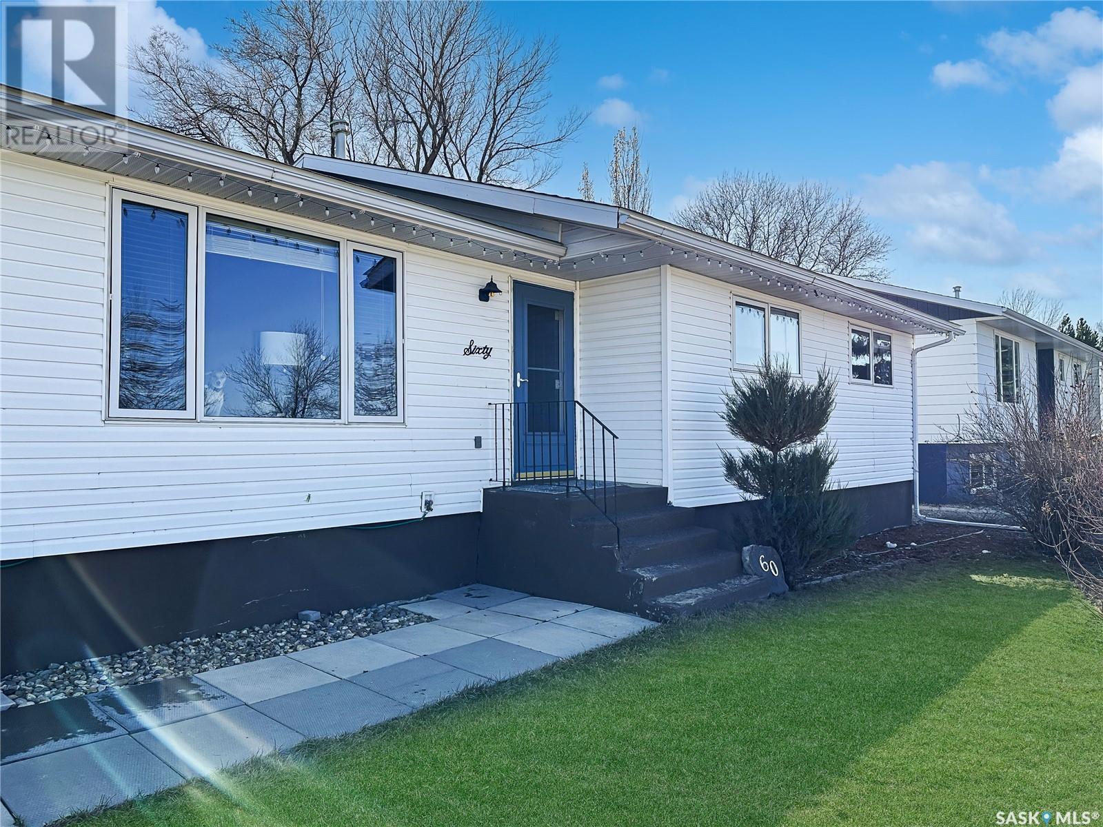 60 Aitken Place, Swift Current, Saskatchewan  S9H 4H4 - Photo 37 - SK002749